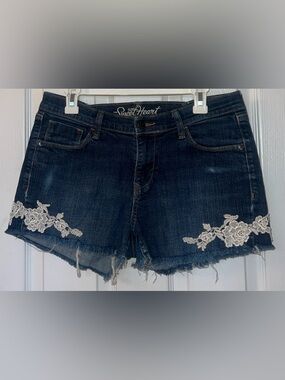 Super Cool Old Navy The Sweetheart Raw Hem Regular Fit Denim Shorts Sz 12